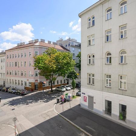 Hideaway Favoriten Vienna Luaran gambar